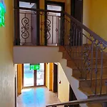 Valurile Marii Vama - Veche 招待所 4*