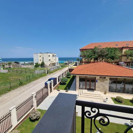 Valurile Marii Vama - Veche Affittacamere Vama Veche