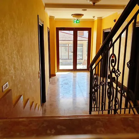 Valurile Marii Vama - Veche Affittacamere 4*